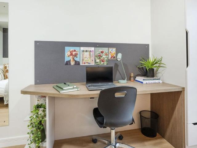 Studio for rent in Cowcaddens, Scotland