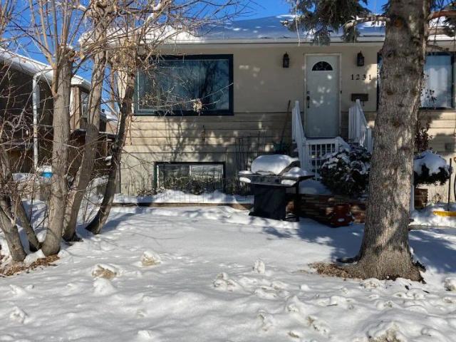 House for rent in Renfrew, Calgary