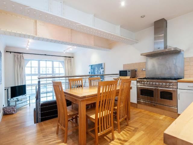 Apartment for rent in London Borough of Lambeth, Greater London