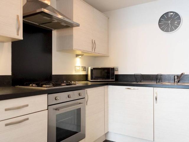 Apartment for rent in Ferry Village, Renfrew