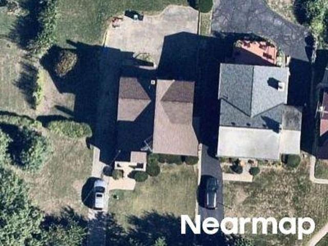 House for sale in Roselawn, Ohio