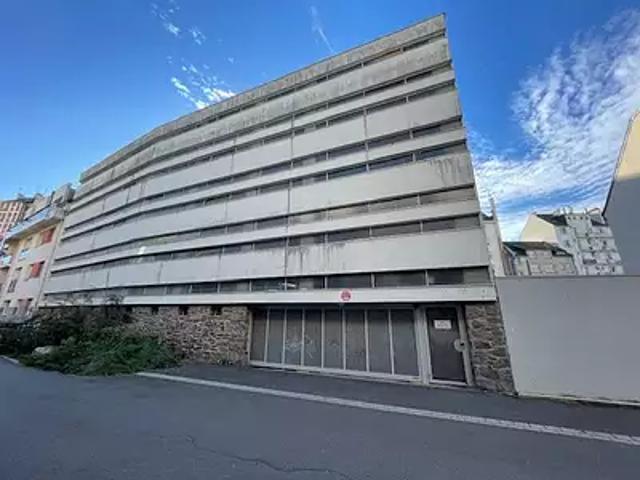 Garage location à Rennes, Bretagne