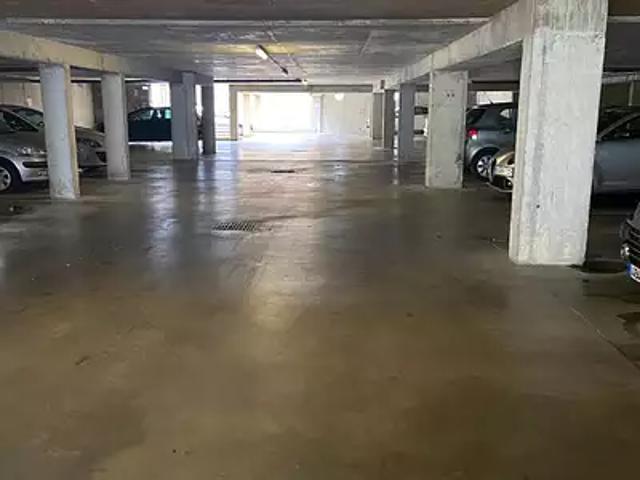 Garage location à Rennes, Bretagne