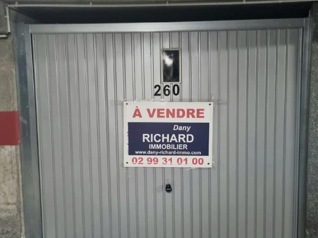 Garage vente à Rennes, Bretagne