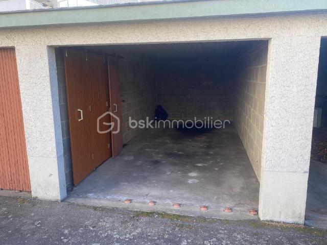 Garage vente à Rennes, Bretagne
