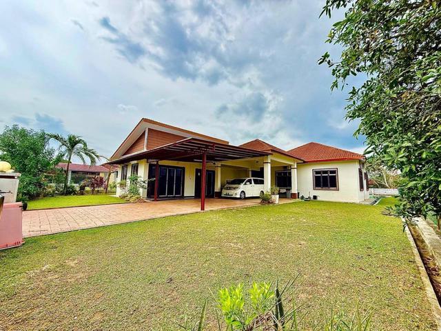 Bungalow for sale in Sendayan Village, Negeri Sembilan
