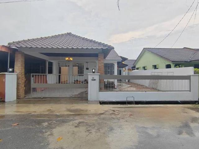 Residential House for sale in Padang Serai, Kulim