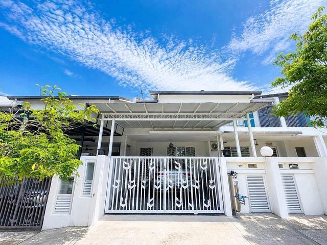 Terraced House for sale in Tanjong Sepat, Selangor
