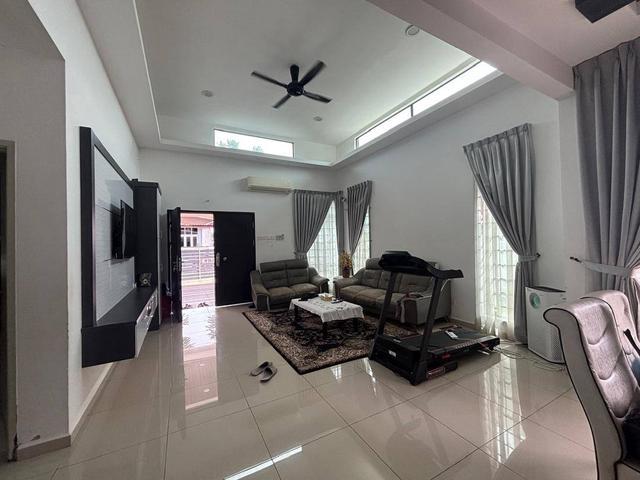 Bungalow for sale in Cheng, Malaka