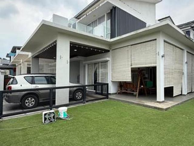 Terraced House for rent in Malaka