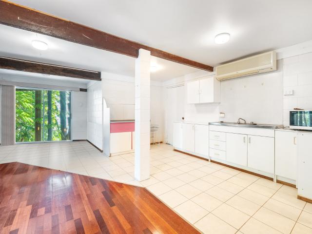 House for sale in Slade Point