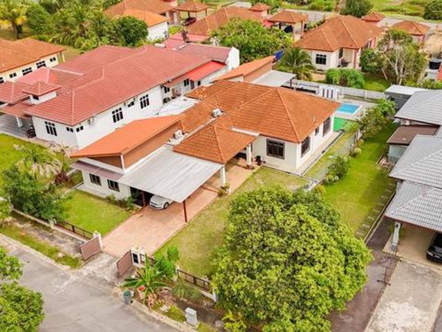 Bungalow for sale in Sendayan Village, Negeri Sembilan