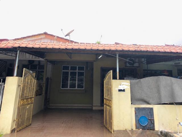 Terraced House for sale in Tanjong Sepat, Selangor