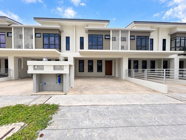 Terraced House for sale in Tanjong Sepat, Selangor