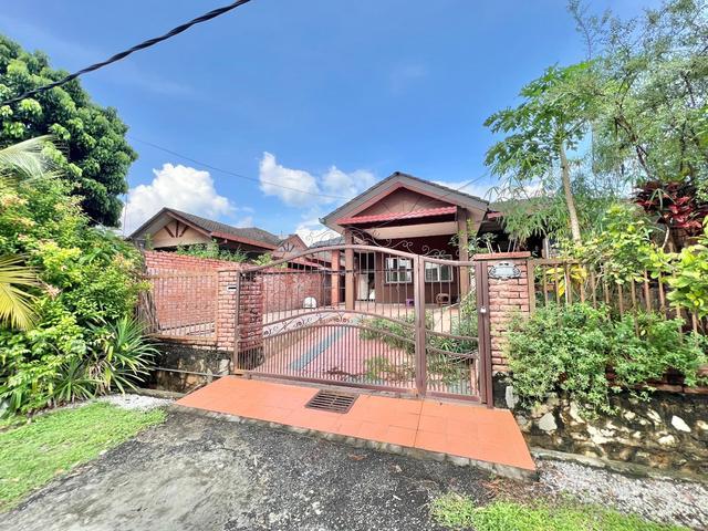 Residential House for sale in Sendayan Village, Negeri Sembilan