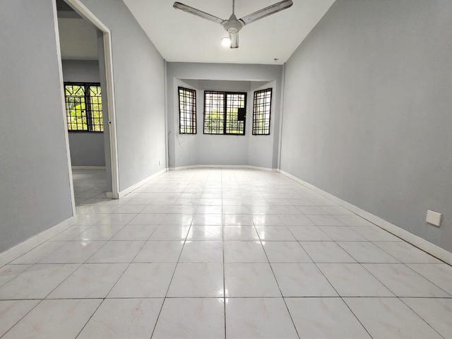 Apartment for sale in Petaling, Damansara Damai