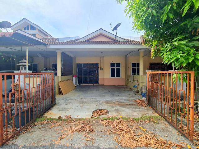 Terraced House for sale in Tringganu