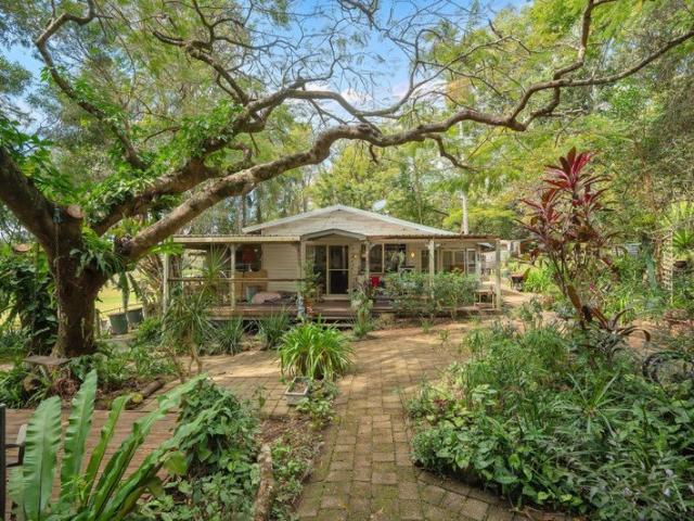 Cottage for sale in Kings Creek, Queensland