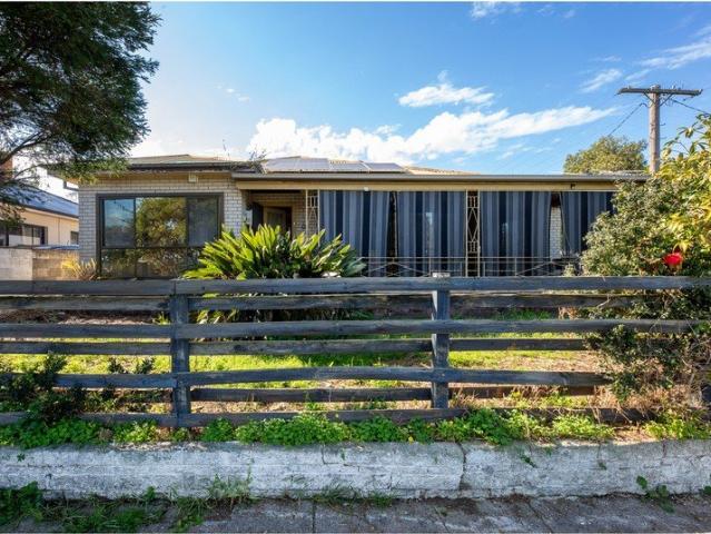 House for sale in Wodonga, Victoria