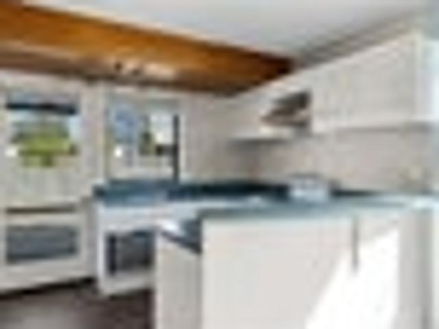 Townhouse for sale in Heathcote, Canterbury