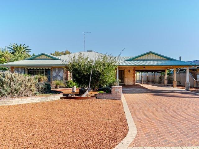 House for sale in Parklands, Western Australia