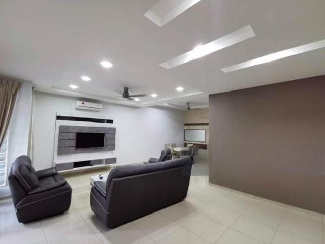 Terraced House for sale in Malaka