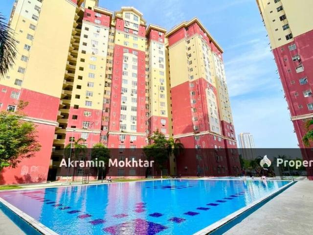 Apartment for sale in Petaling, Damansara Damai