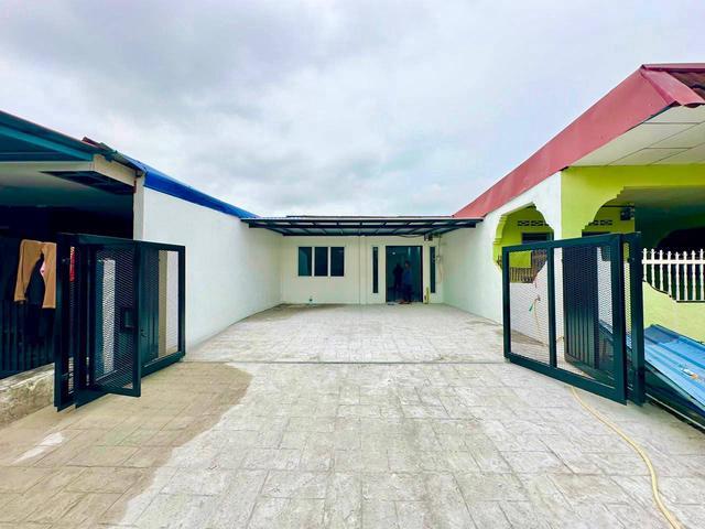 Terraced House for sale in Jenjarom, Selangor