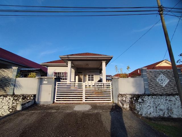 Bungalow for sale in Senawang, Seremban