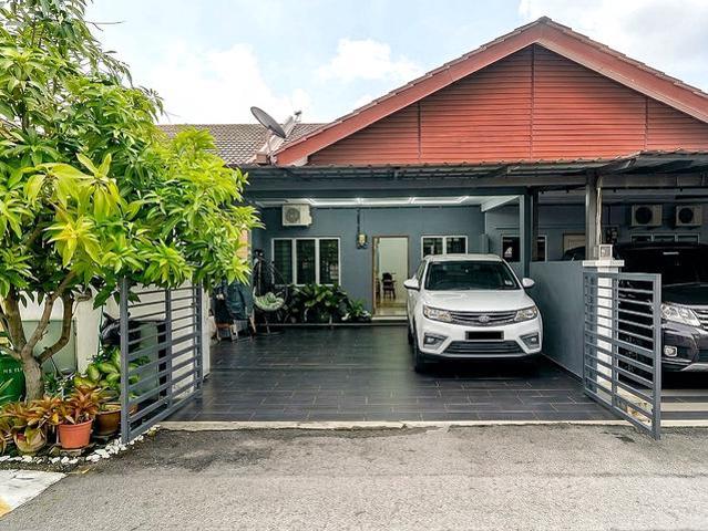 Terraced House for sale in Bandar Baru Salak Tinggi, Sepang