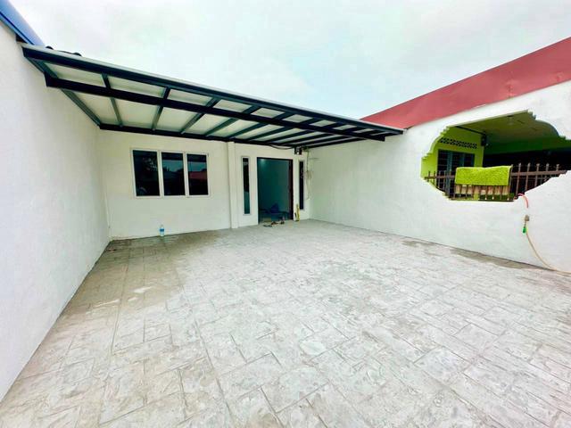 Terraced House for sale in Jenjarom, Selangor