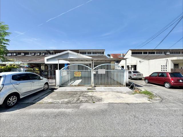 Terraced House for sale in Country Heights Damansara, Kuala Lumpur