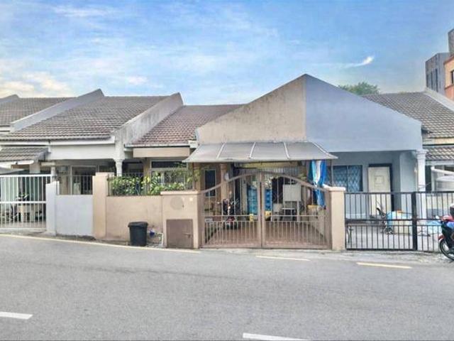 Terraced House for sale in Country Heights Damansara, Kuala Lumpur