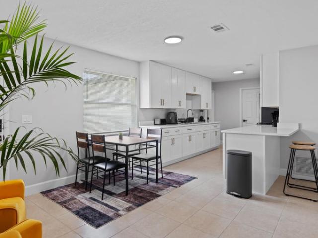 Room for rent in Titusville, Florida