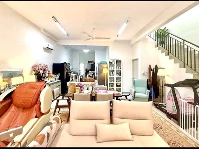 Terraced House for sale in Tanjong Sepat, Selangor