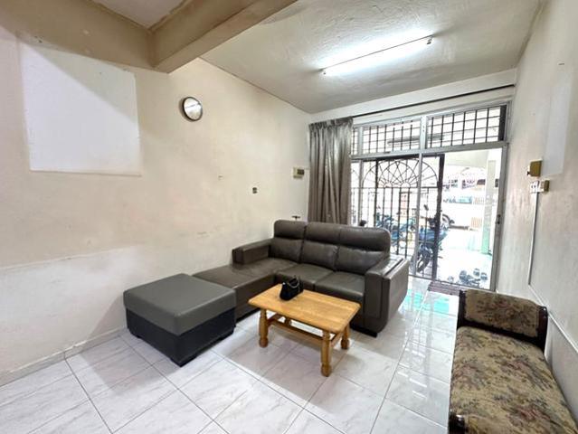 Terraced House for sale in Ulu Tiram, Johor