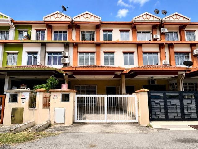 Terraced House for sale in Petaling, Subang Jaya
