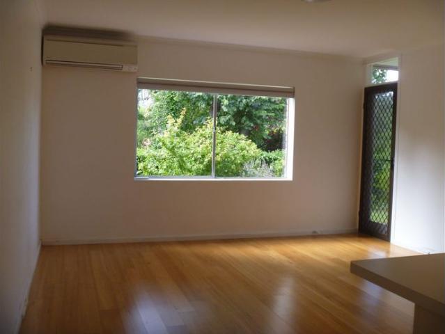 Apartment for rent in Sandy Bay, Hobart