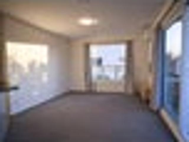 Apartment for sale in Heathcote, Canterbury