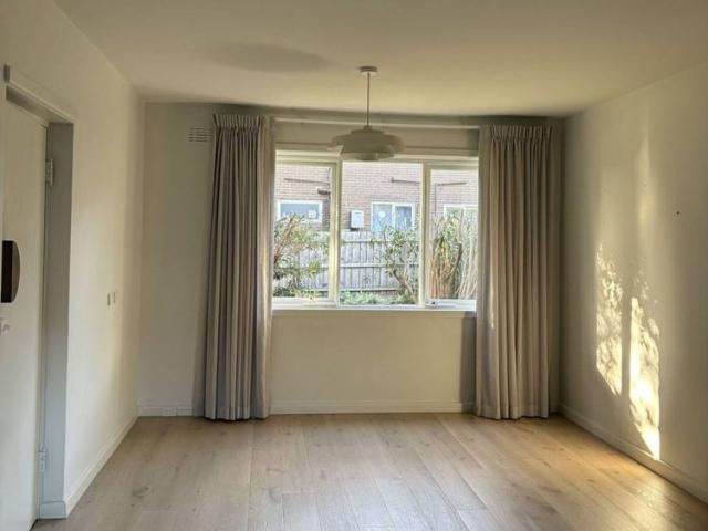 Apartment for rent in Caulfield