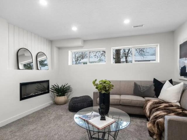Apartment for rent in Deer Ridge, Calgary