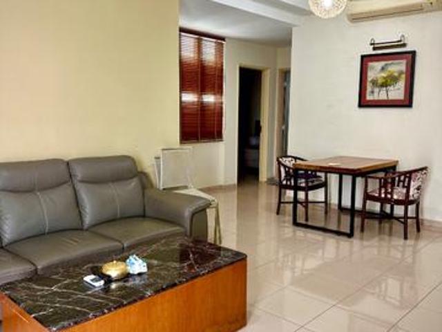 Condominium for sale in Malaka