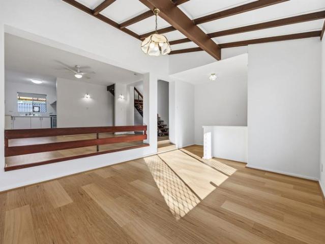 Townhouse for rent in Maylands, Western Australia