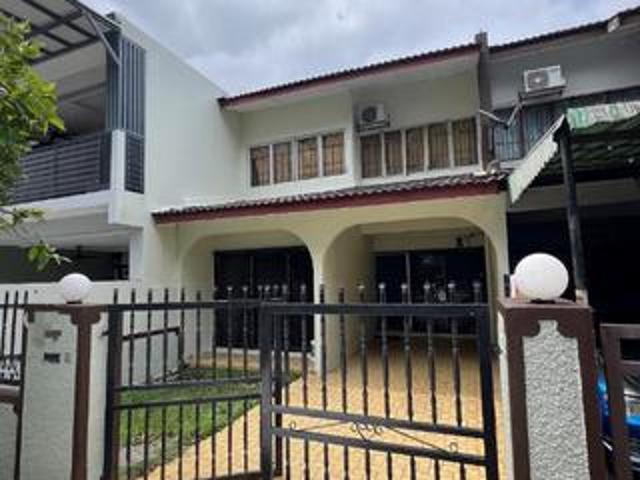 Terraced House for sale in Langat, Selangor