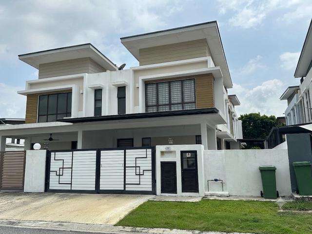 Residential House for sale in Kajang, Langat