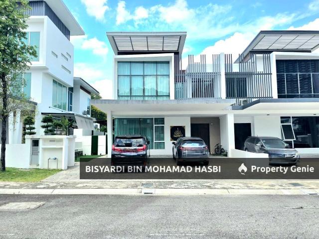 Residential House for sale in Tanjong Sepat, Selangor