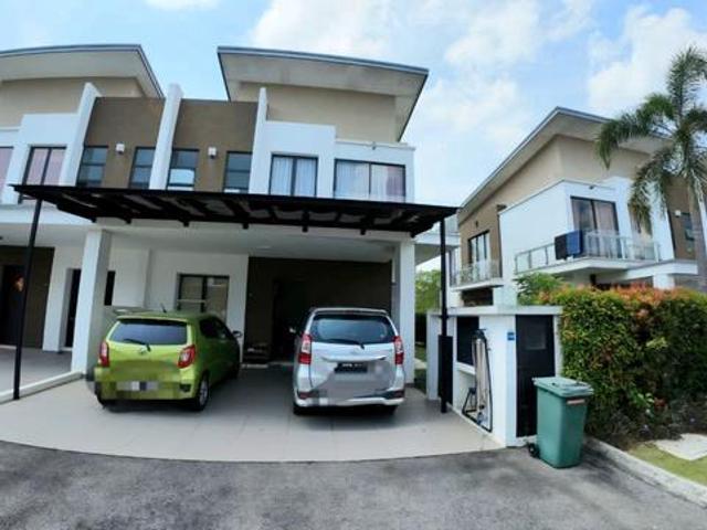 Residential House for sale in Kajang, Langat