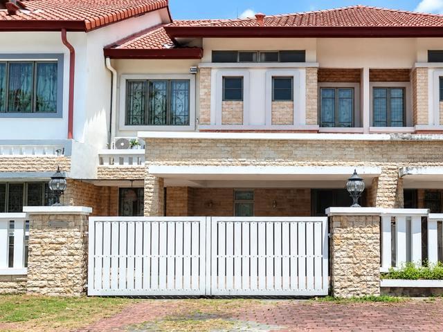 Terraced House for sale in Bukit Jelutong, Shah Alam