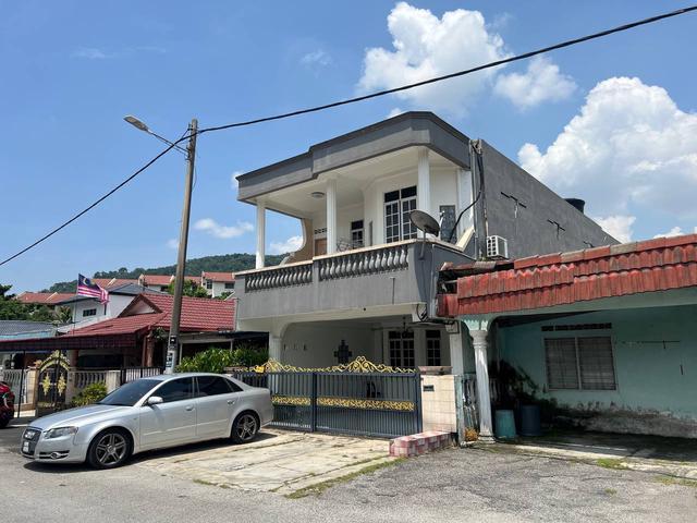 Terraced House for sale in Country Heights Damansara, Kuala Lumpur
