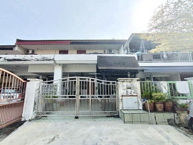 Terraced House for sale in Langat, Selangor